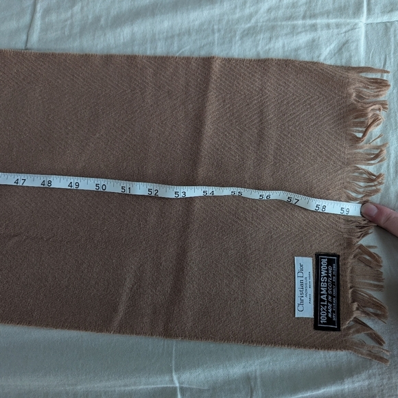 DIOR Authentic Pure 100% Lambswool Scarf in Camel - late 60's Vintage - Men's - Picture 6 of 6